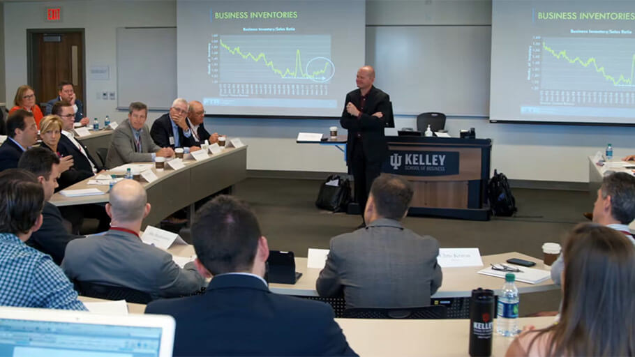 Kelley professor instructs students earning MBA degree in supply chain management
